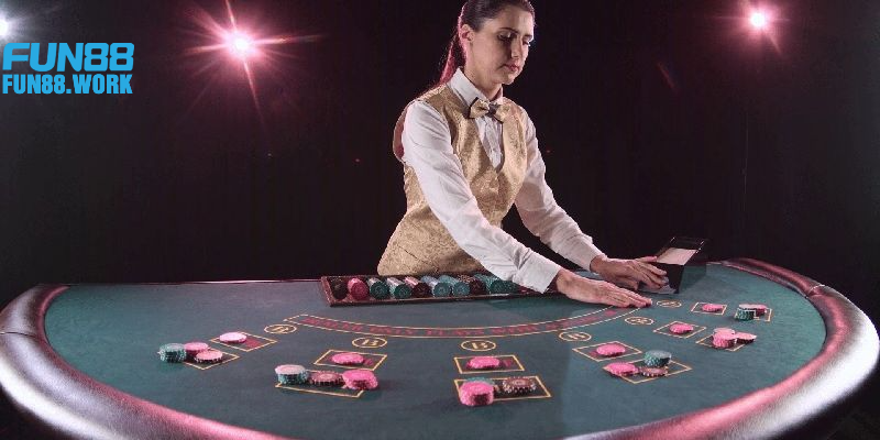 Giải thích thuật ngữ dealer là gì?
